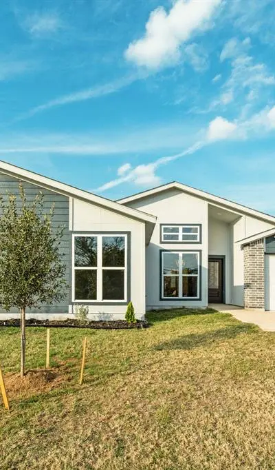 11915 Carson, Balch Springs TX 75180 - Photo 2