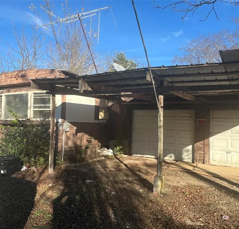 207 Mill Street, Lone Oak TX 75453
