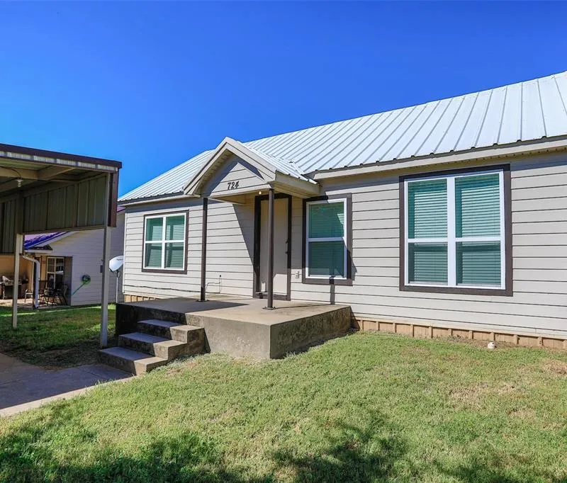 724 ROCKY RIDGE FLATTS Road, Oak Ridge TX 76240