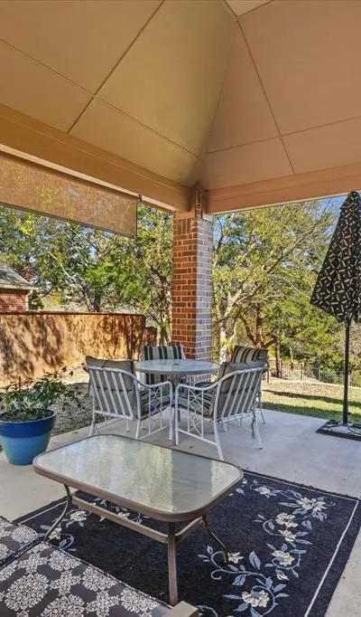 305 Fountain Creek Court, Ovilla TX 75154 - Photo 2