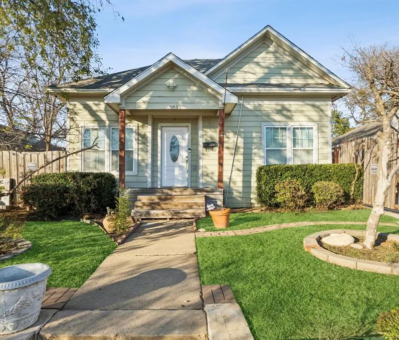 2903 MT VERNON Avenue, Fort Worth TX 76103