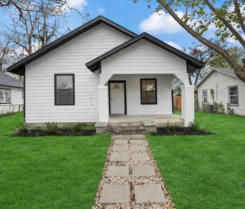 3416 Thannisch Avenue, Fort Worth TX 76105