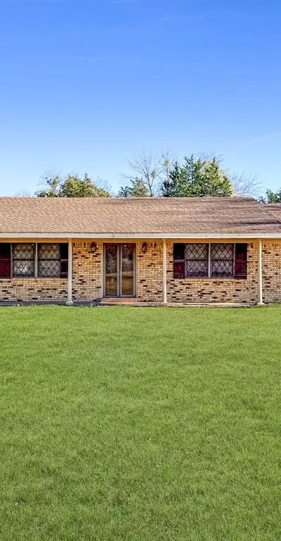 15410 E State Highway 31, Kerens TX 75144