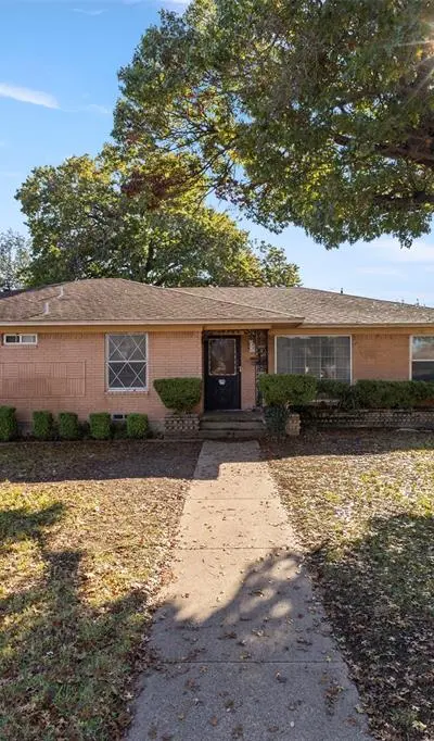 3706 Kimballdale Drive, Dallas TX 75233