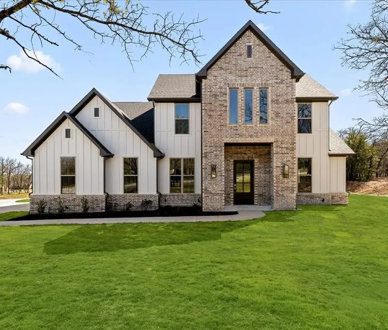 131 Spring Valley Road, Paradise TX 76073