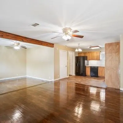 107 S Sheppard Drive, Euless TX 76040 - Photo 4