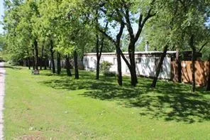 500 Oakwood Drive, Bartonville TX 76226