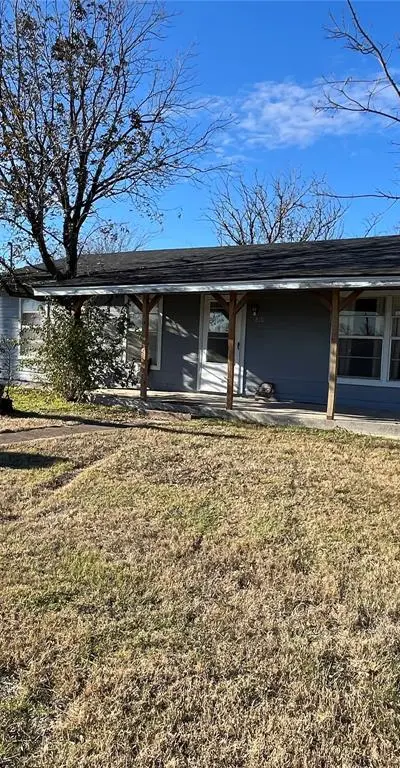 210 Colorado W, Millsap TX 76066 - Photo 2
