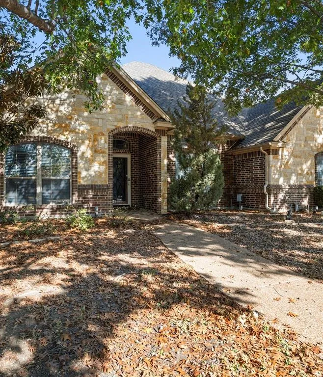 100 Castle Pines Drive, Willow Park TX 76008
