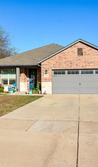 601 Mathew Street, Grandview TX 76050 - Photo 2