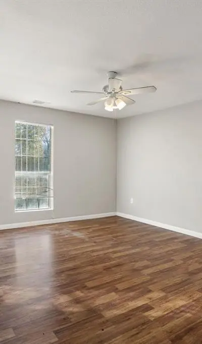 202 S Dunbar Lane, Emory TX 75440 - Photo 5
