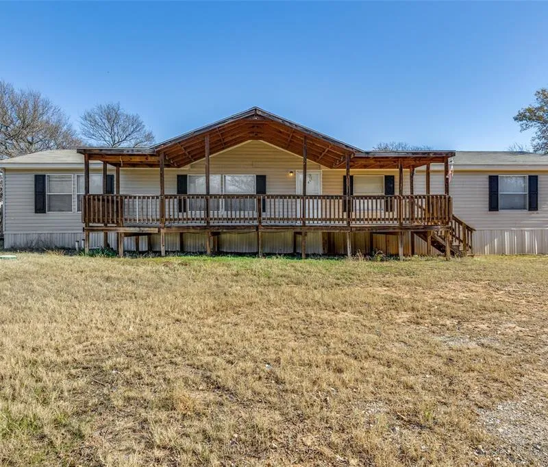 445 Arvel Circle, Reno TX 76020
