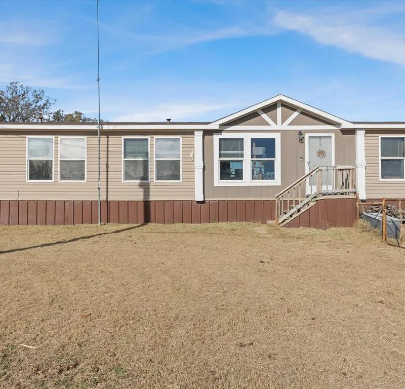 2722 Denver Road, Sunset TX 76270