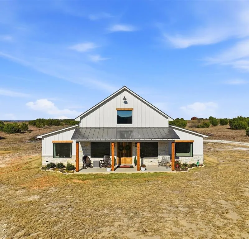 601 Hollow Drive, Lipan TX 76462