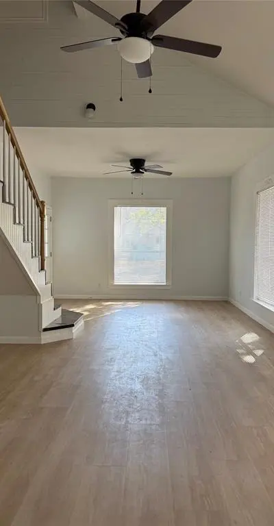 404 W Elm Street, Whitewright TX 75491 - Photo 3