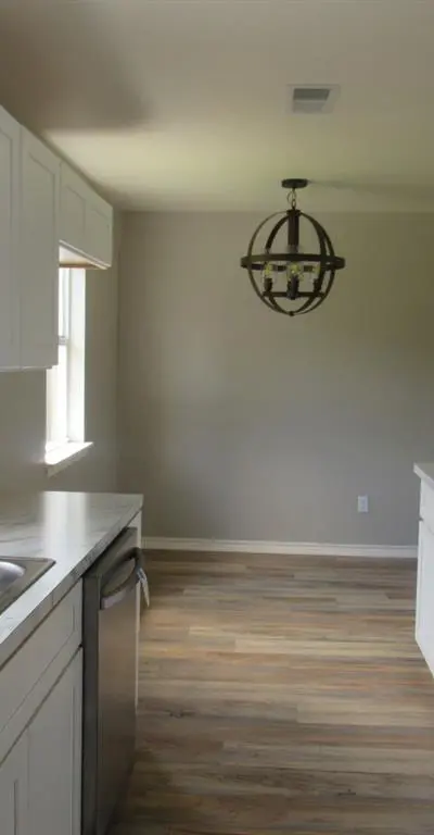 414 Matthew Street, Hillsboro TX 76645 - Photo 4