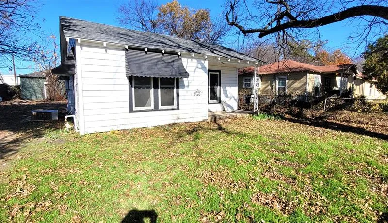 8112 Melrose Street E, White Settlement TX 76108