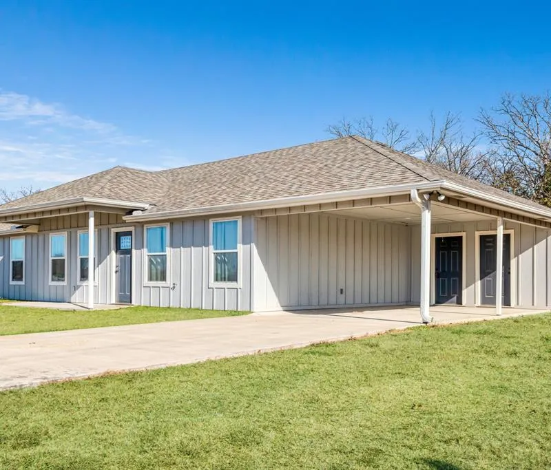 400 Private Road 43790, Paris TX 75462