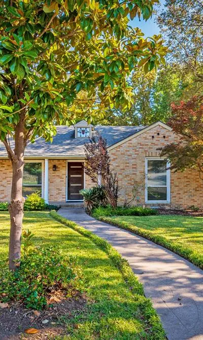 6802 Vivian Avenue, Dallas TX 75223