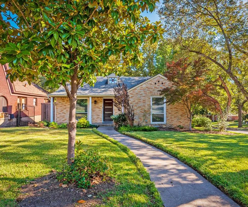 6802 Vivian Avenue, Dallas TX 75223