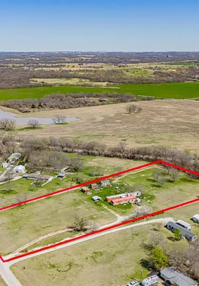 528 Stonegate Drive, Paradise TX 76073