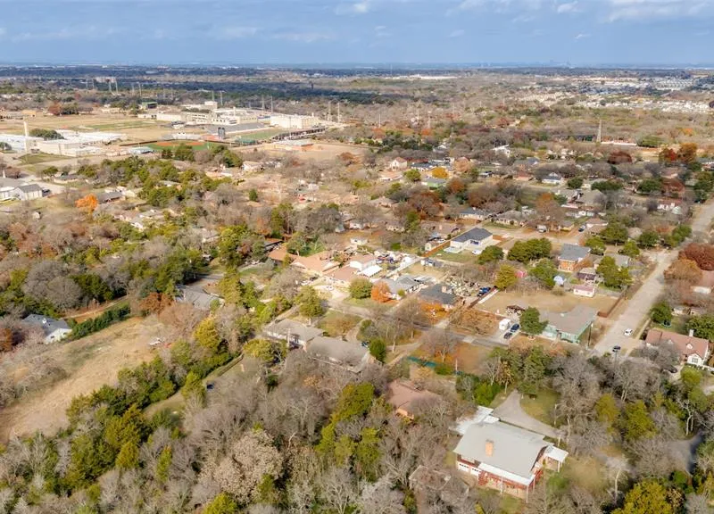 3014 Gladiolus Lane, Dallas TX 75233