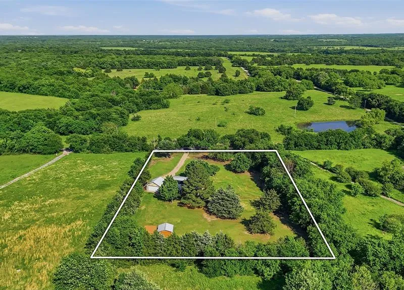 1489 Calf Creek Lane, Sherman TX 75090