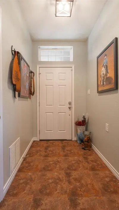 100 San Chez Drive, Lake Kiowa TX 76240 - Photo 3