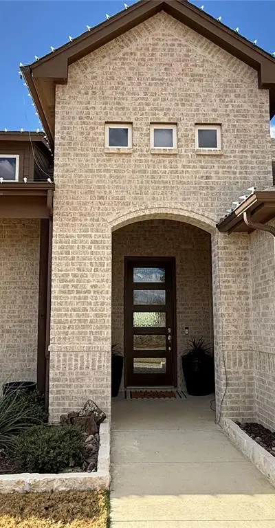 1021 Churchill Lane, Millsap TX 76066 - Photo 3