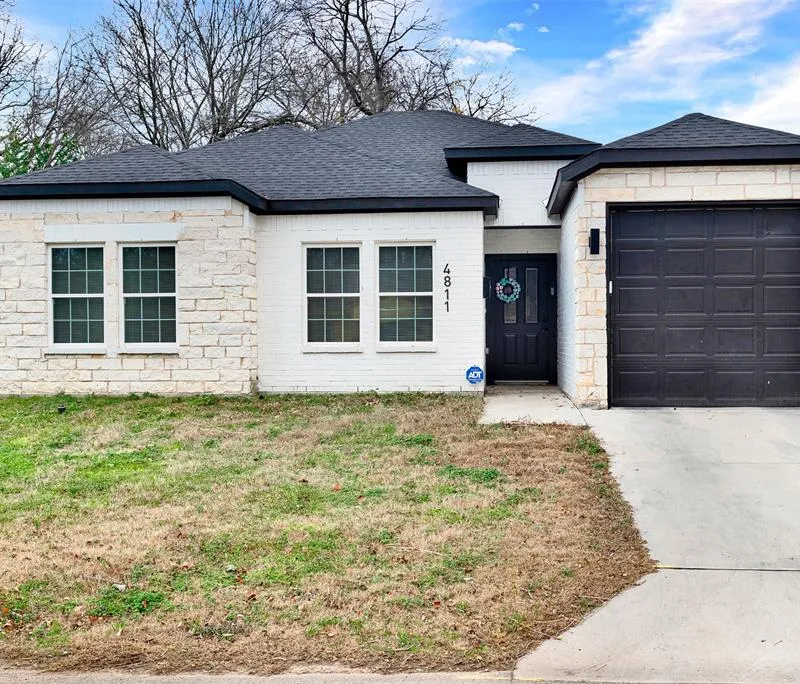 4811 Huey Street, Dallas TX 75210