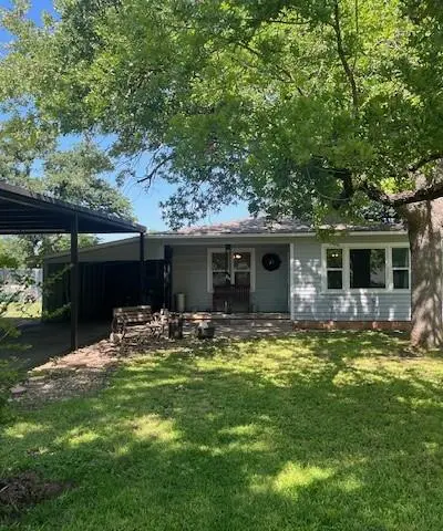 214 Hemphill Street, Hico TX 76457