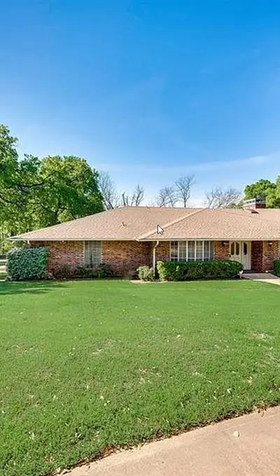 722 E Wheatland, Duncanville TX 75116 - Photo 2