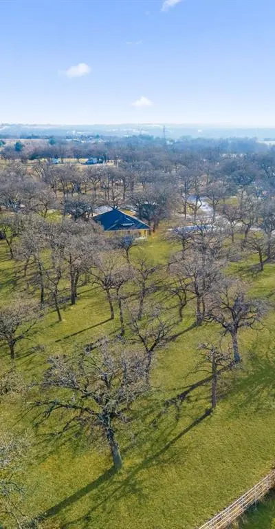 114 Private Road 2387, Alvord TX 76225 - Photo 5