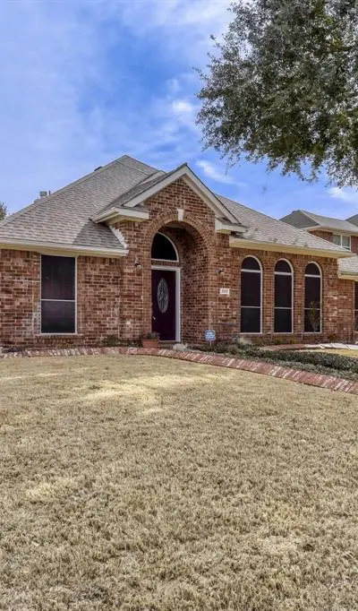 300 Shady Timbers Lane, Murphy TX 75094 - Photo 2