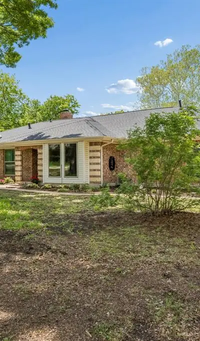 591 Blue Bonnet Street, Fairview TX 75069 - Photo 2