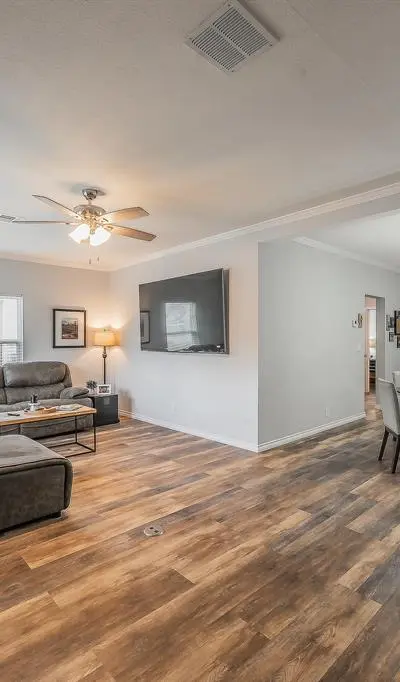 800 E Elm Street, Hillsboro TX 76645 - Photo 4