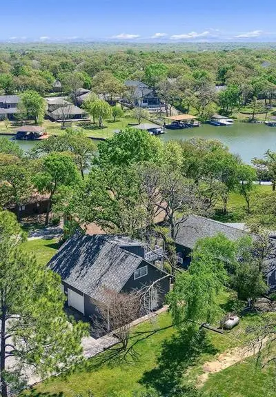 1214 Kiowa Drive E, Lake Kiowa TX 76240 - Photo 5