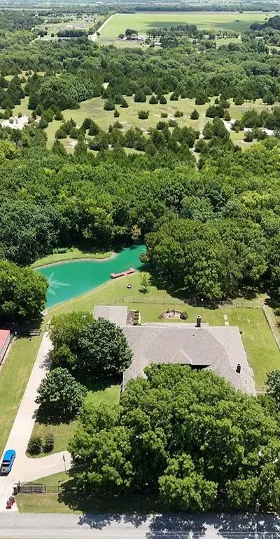 636 Possom Trot Hollow Road, Whitewright TX 75491