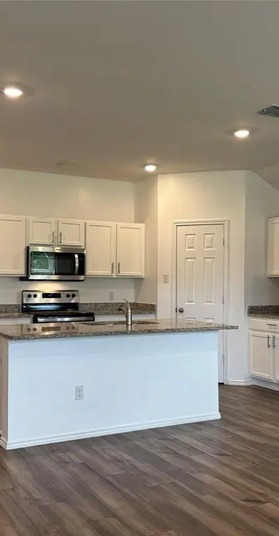 7001 Guadalupe Road, China Spring TX 76633 - Photo 4