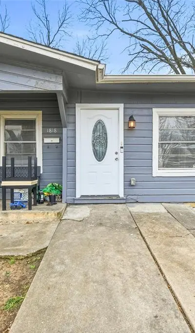1818 Reever Street, Arlington TX 76010 - Photo 3