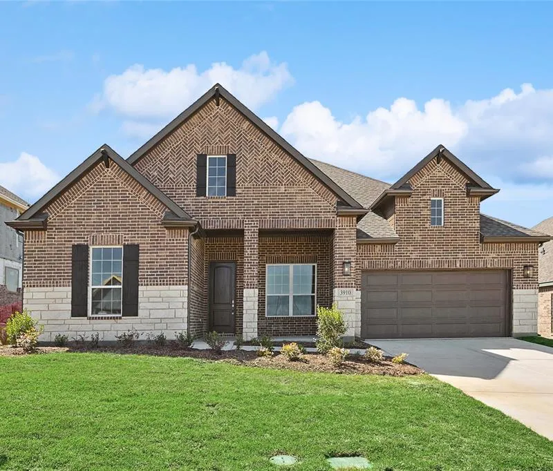 313 Trinity Court, Shady Shores TX 76208