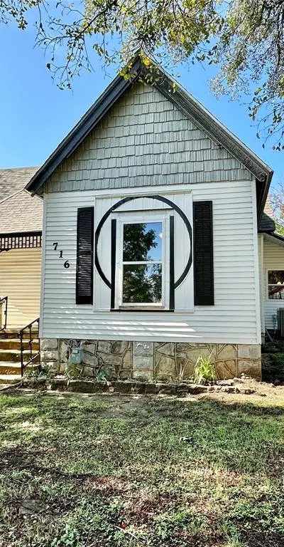 716 N Mesquite Street, Hico TX 76457