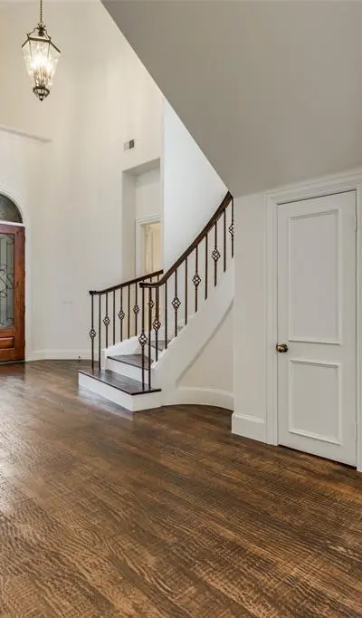 14828 Bellbrook Drive, Addison TX 75254 - Photo 3