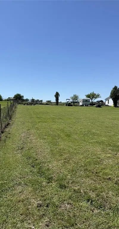 235 Hilltop Trail, New Fairview TX 76078 - Photo 4