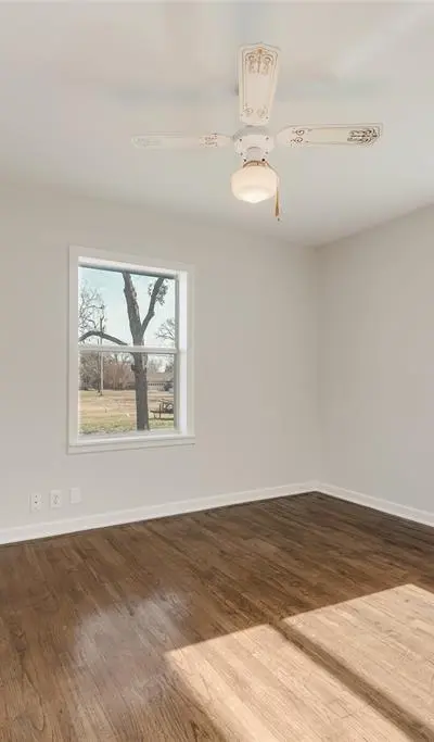 101 E Marshall Street, Palmer TX 75152 - Photo 4