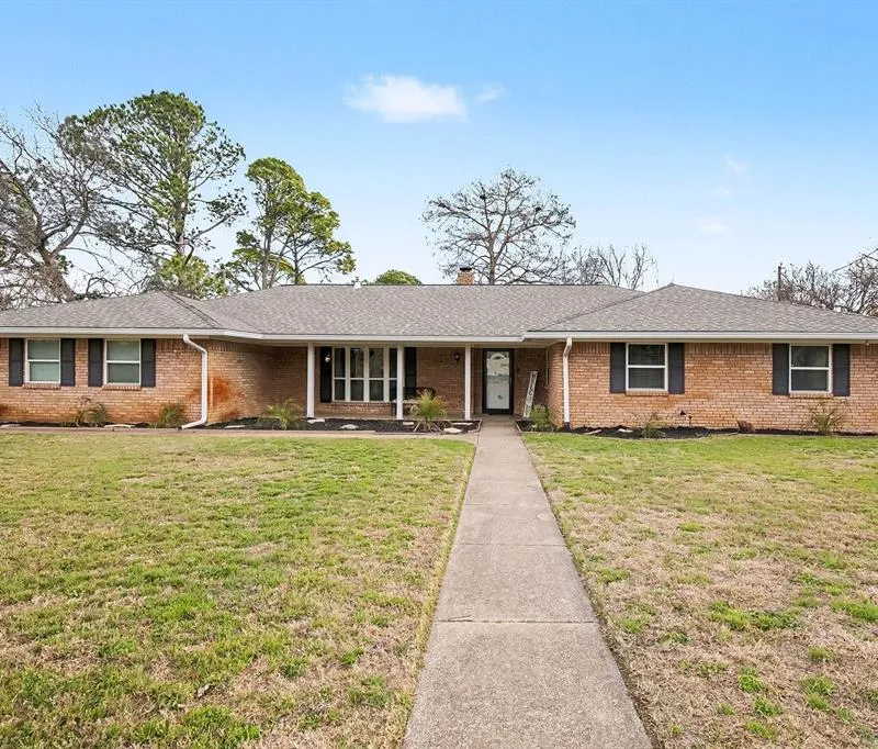 1603 Miller Court, Pantego TX 76013