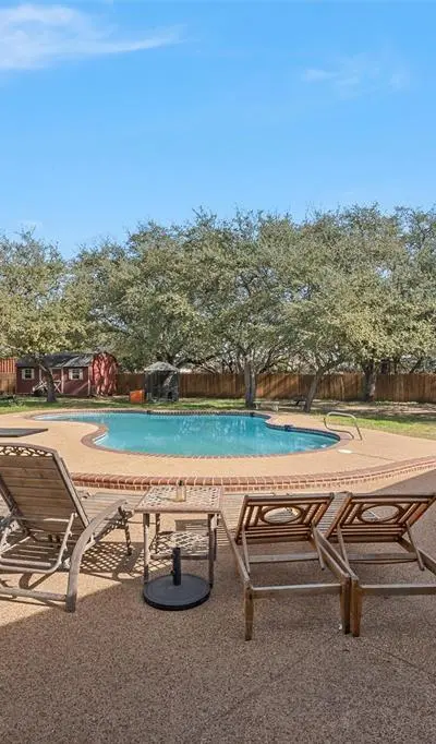 206 Navajo Trail, Gatesville TX 76528 - Photo 2