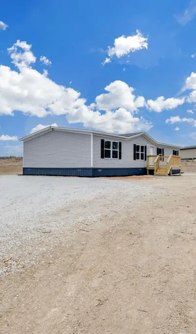 168 COUNTY ROAD 3551, Paradise TX 76073 - Photo 4