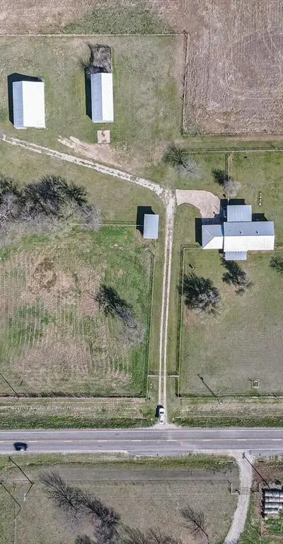 2721 Fm 2649, Lone Oak TX 75453 - Photo 2