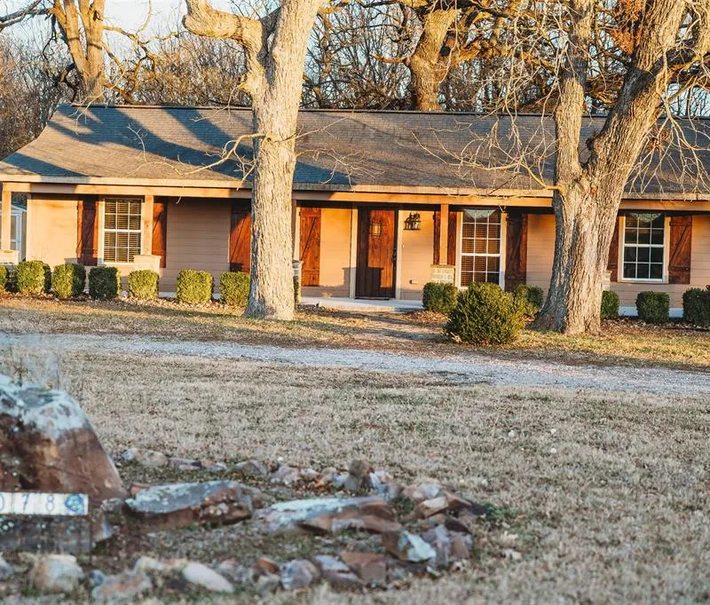 6078 E Line Road, Whitewright TX 75491